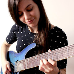 Guitarra con Maru