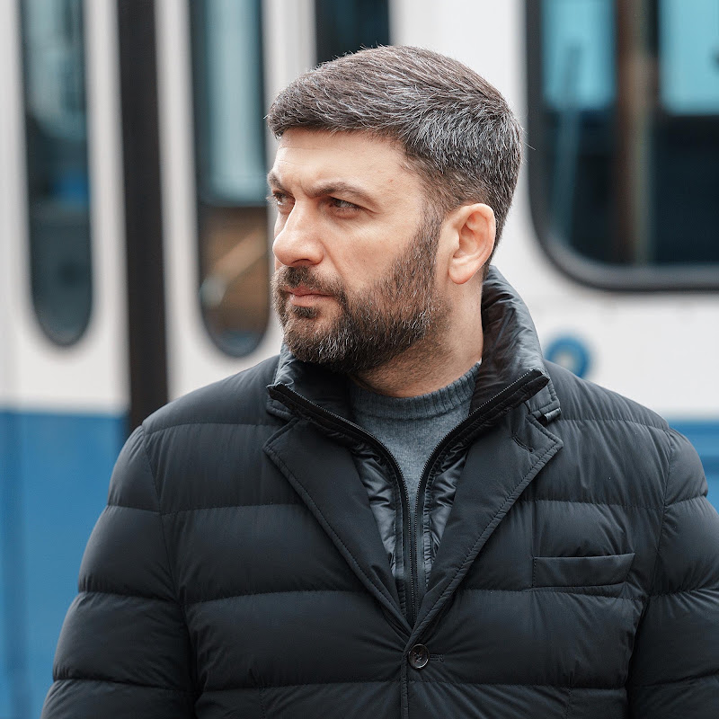 Володимир Гройсман