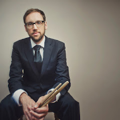 Kristofer Maddigan - Topic