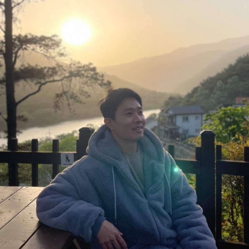 World of Lee