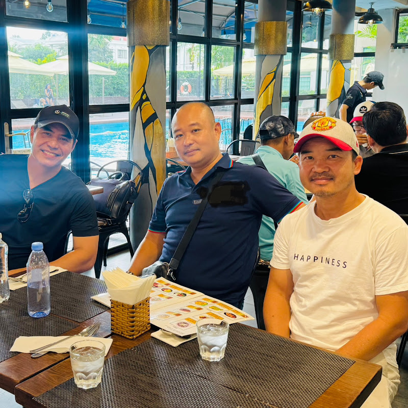 Chuyện Mỗi Tuần - Weekly Stories of Vietnam