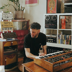 Axel Moon