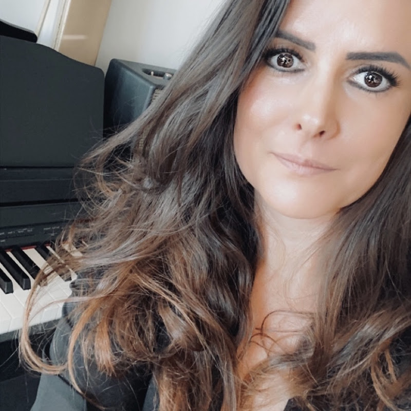 Marina Luciani pianiste