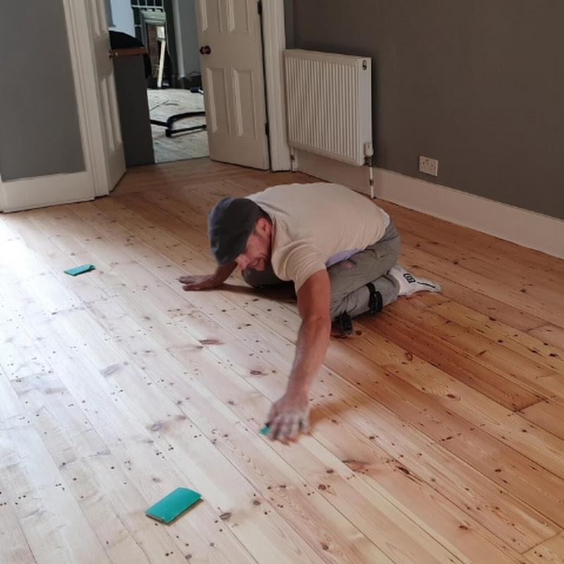 Refinishing hardwood floors : Ermes12