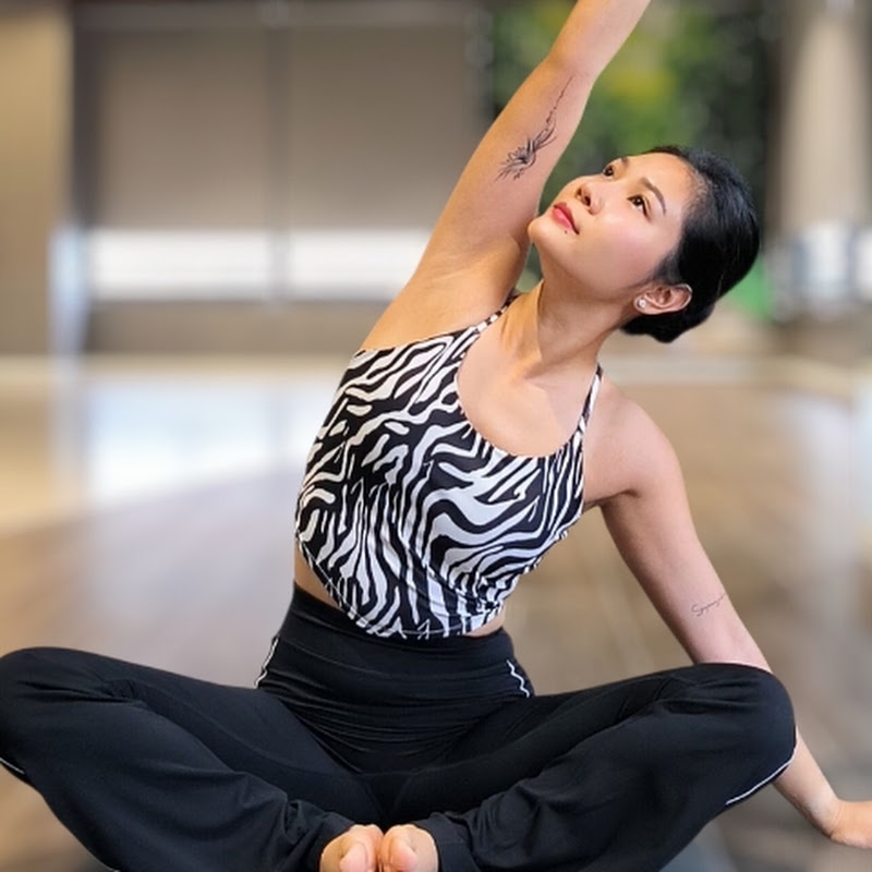 Judy Nguyen & Yoga 