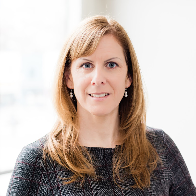 Beatrix A Schmidt - Sleep Coach for Adults
