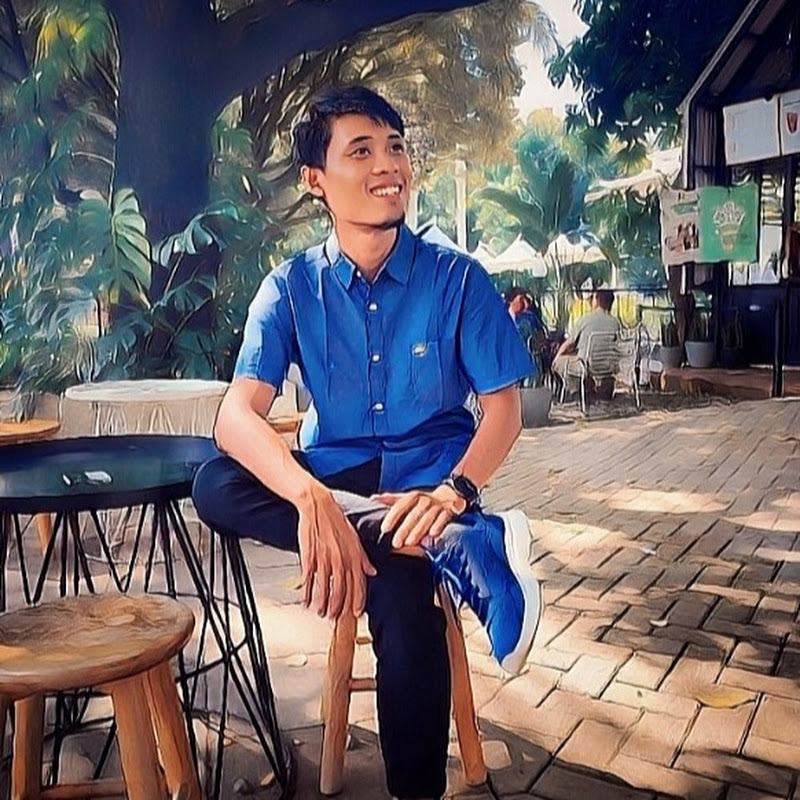 Hire Syamsul Awaluddin — Entertainment YouTube creator for sponsorships