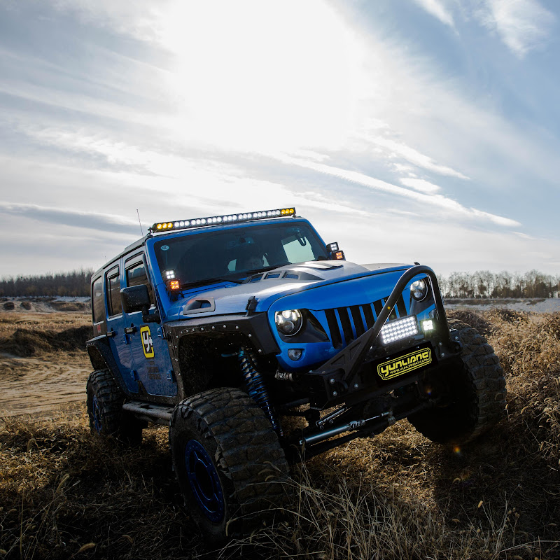 Automobile off-road enthusiast