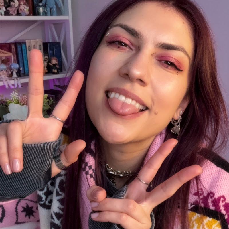 Kira Devis