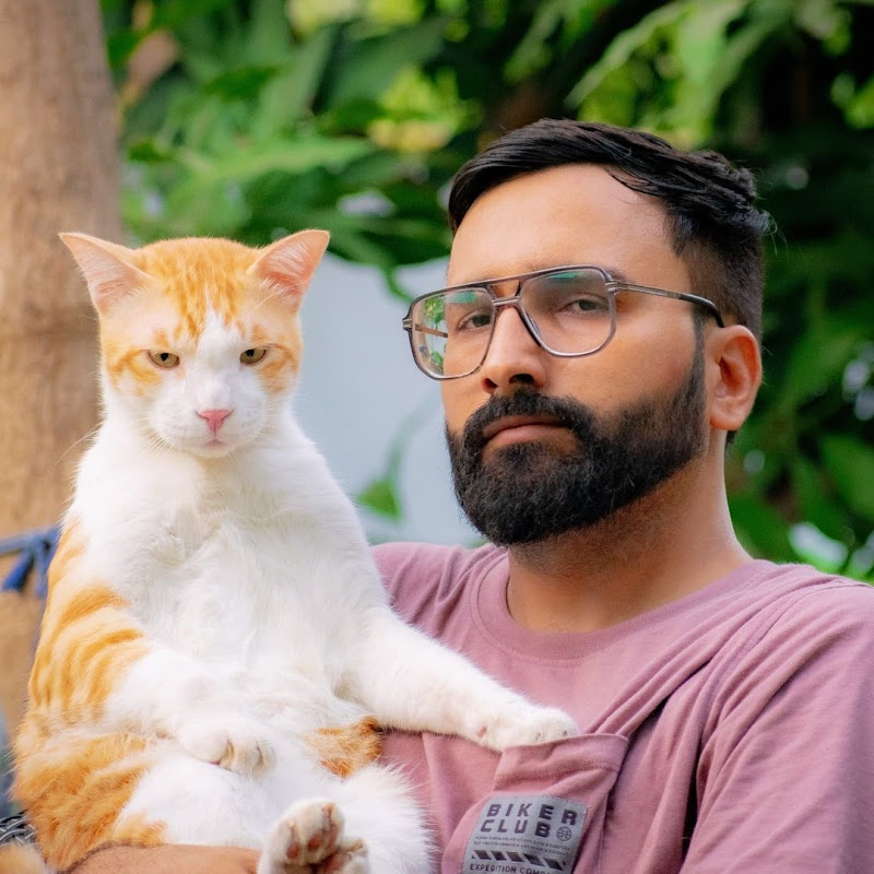 Aditya Saran | Cats & Me