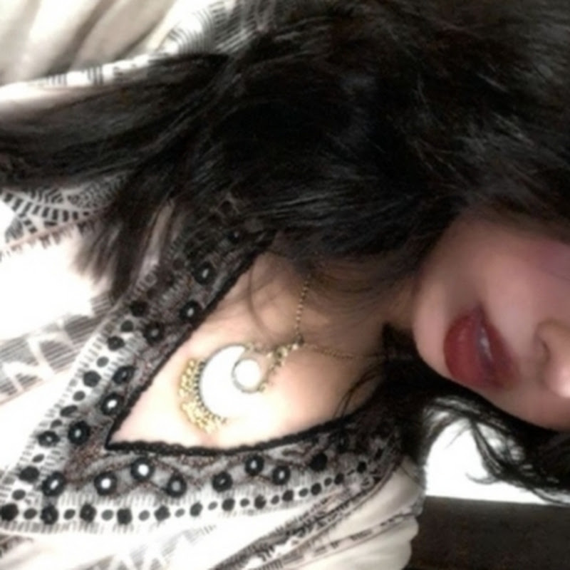 ☆𝒮𝓅𝒶𝓇𝓀𝓁𝓎 𝒞𝒽𝒶𝓇𝓂☆