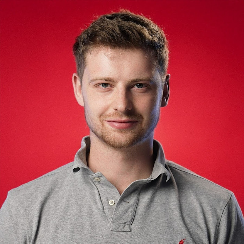 Oscar Owen | YouTube Coach Logo