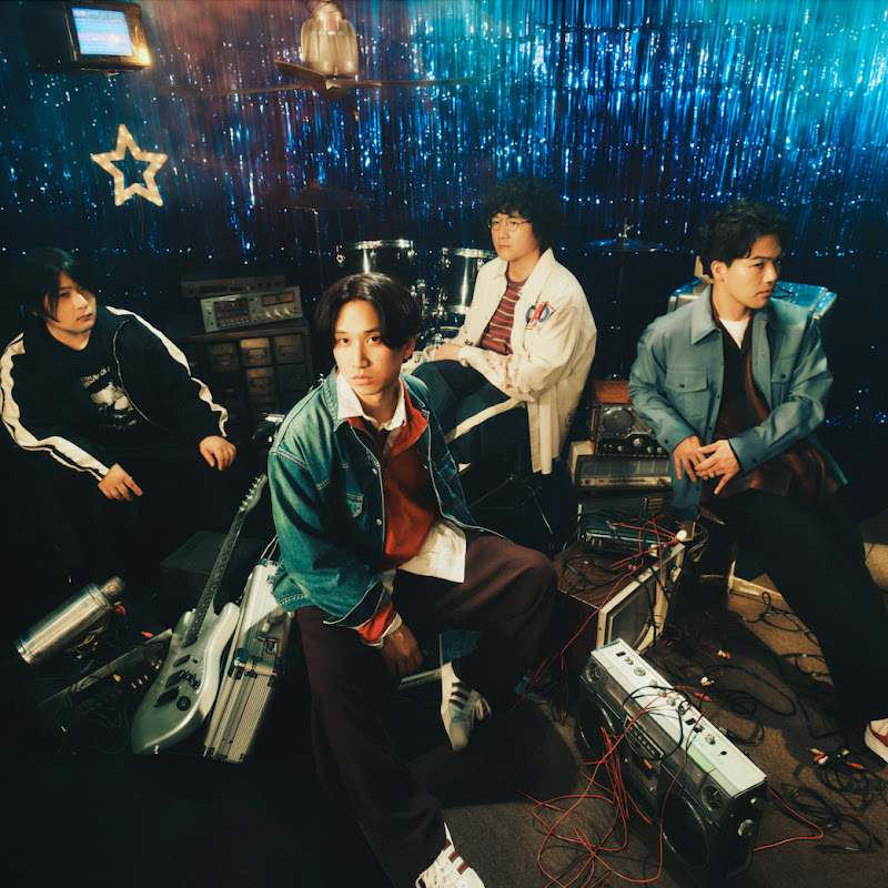 公式マカロニえんぴつ