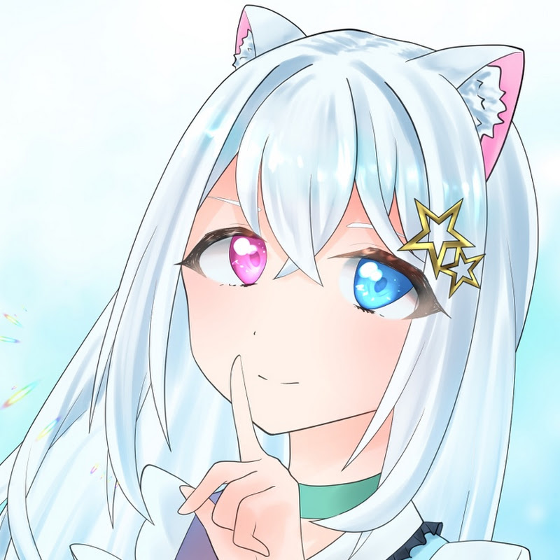 綾咲くろえ