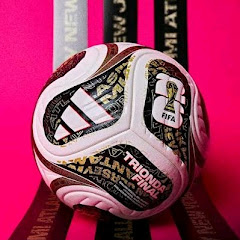 كرة القدم الشهيرة Football 