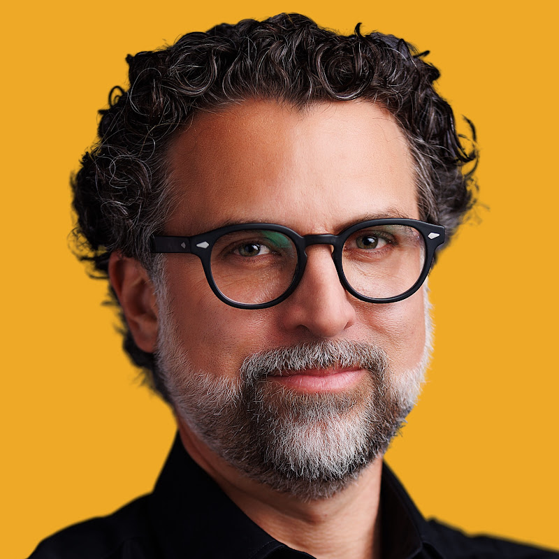 Dad Saves America Logo