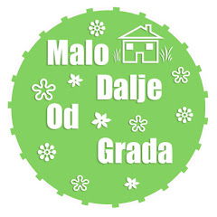 Malo dalje od grada net worth