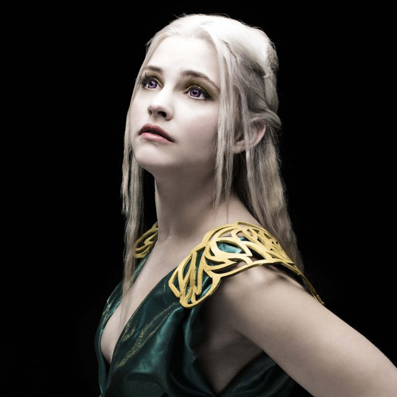 愛講電影的小青 Logo