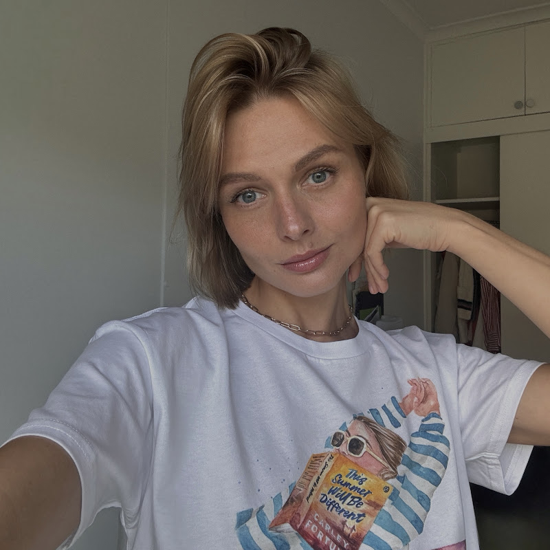 Artist Olga Crée Logo