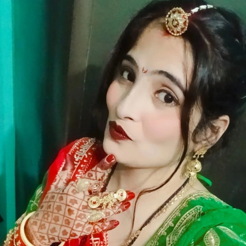 Expression queen Aashi👸 😍