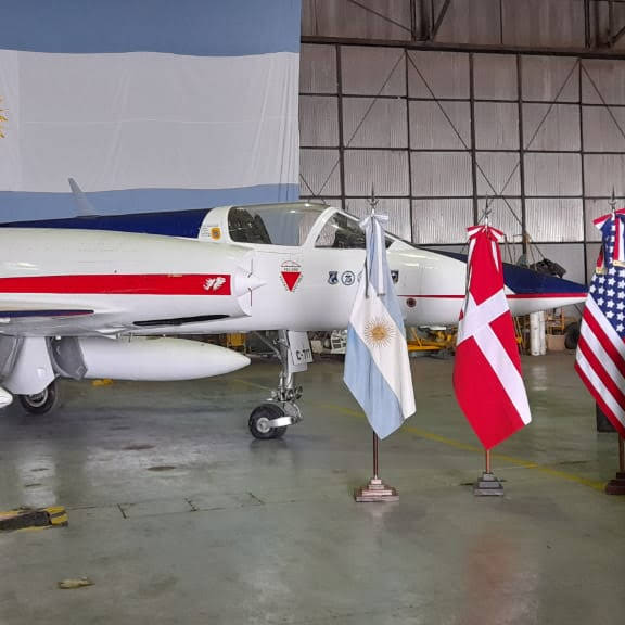 wwMESv-0aYJe-tZgwP9faakQSlhZMJH3QHvpDoXEc7u4J364Mlo-nUG-eteZzZcnY5qLLNe3Y0s_Ag=s576-c-fcrop64=1,46660000b999ffff-nd-v1