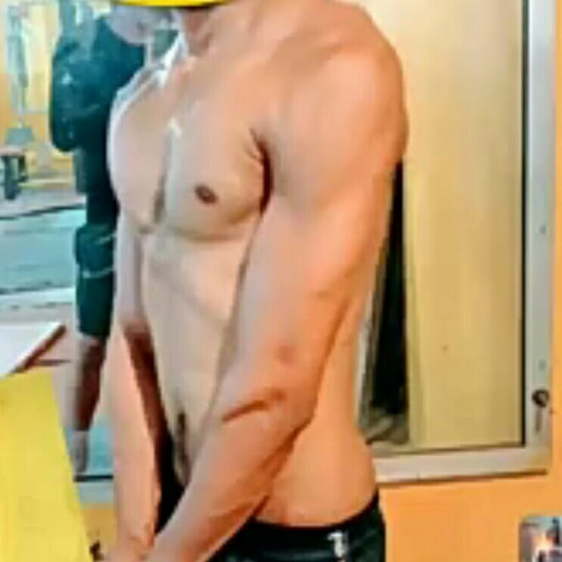 Desi Gym Boy