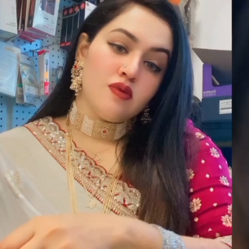  প্রবাসী মেয়ে