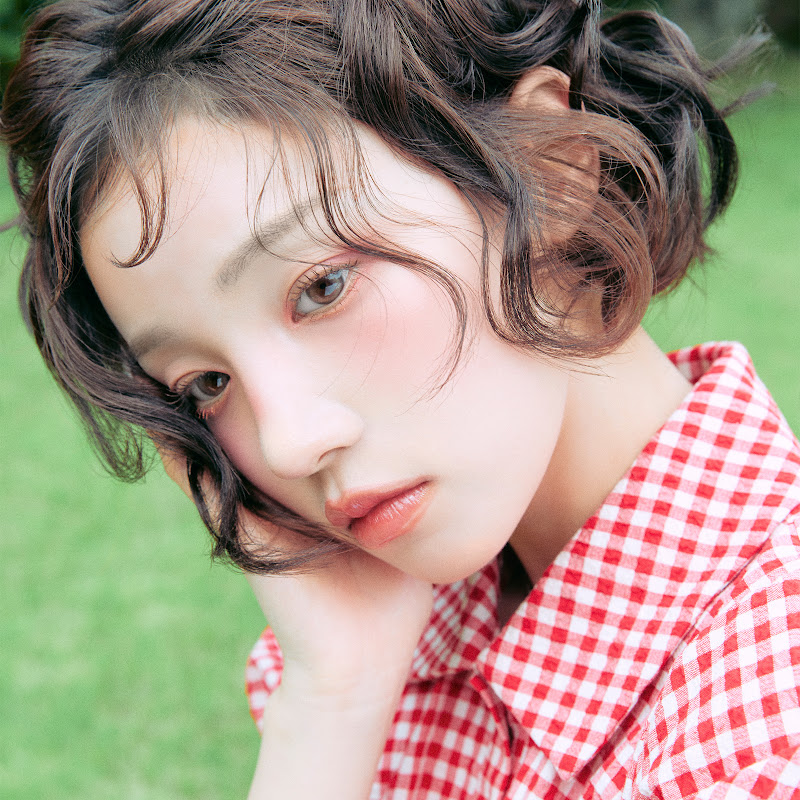 YUQI - Topic