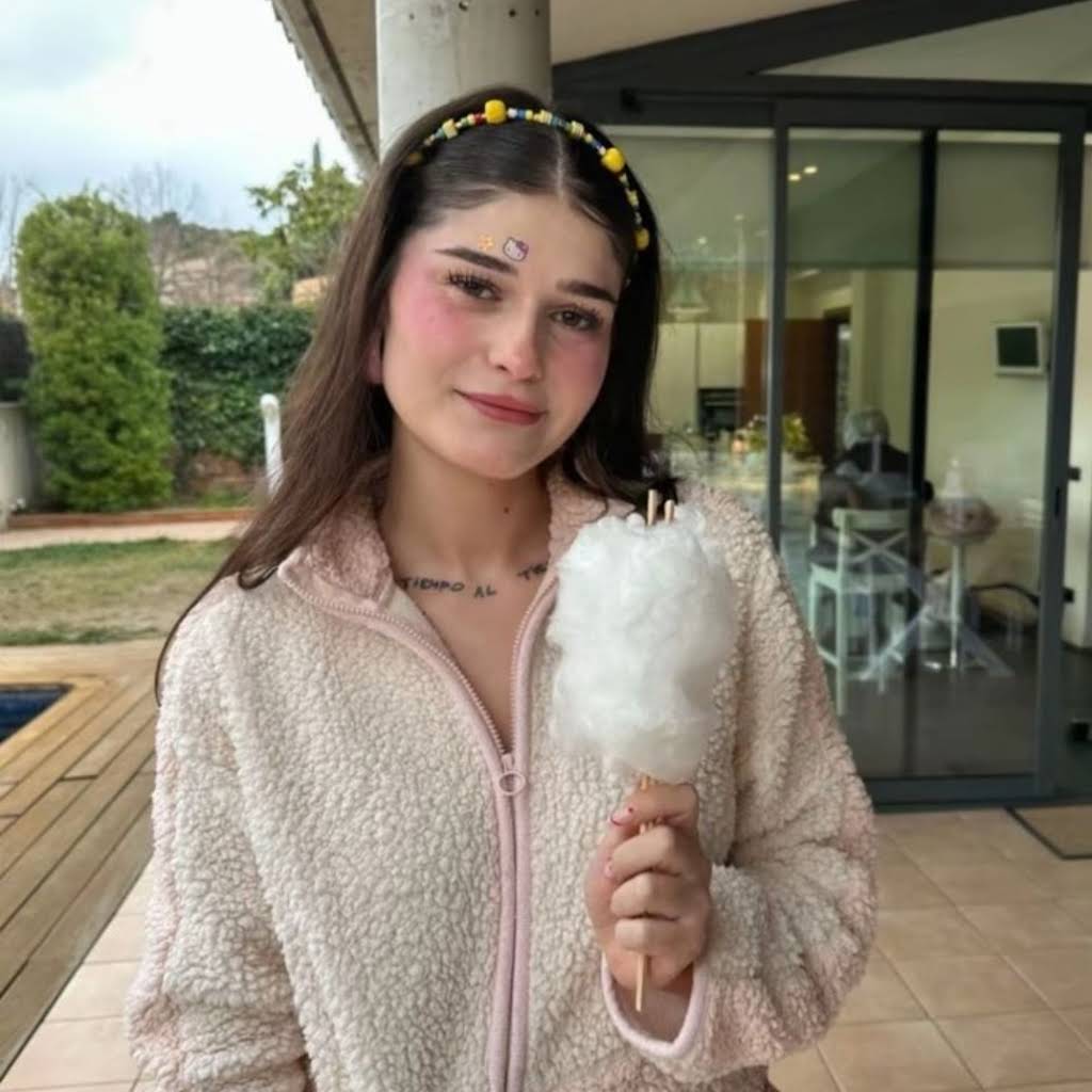 Post from maria - YouTube