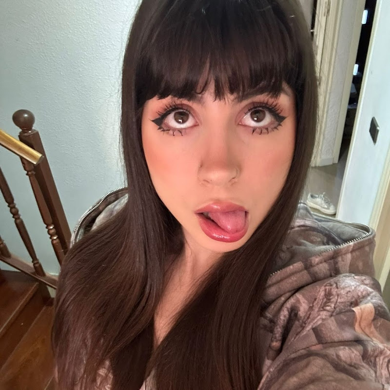 Abby Reacciona