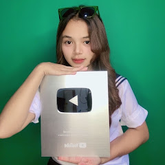 Channel thumbnail for Dina Celine Official