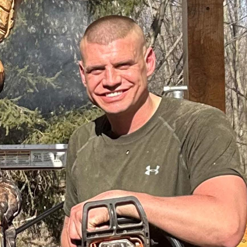 Meadowlark Chainsaw Carving LLC