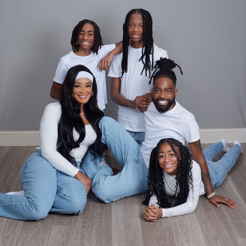 Hanging With The Hennings