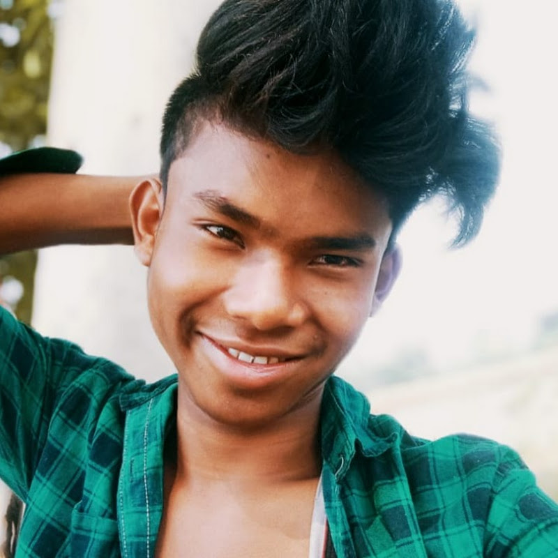 Hire চালাক মন রোস্টার — Lifestyle & Vlogs YouTube creator for sponsorships