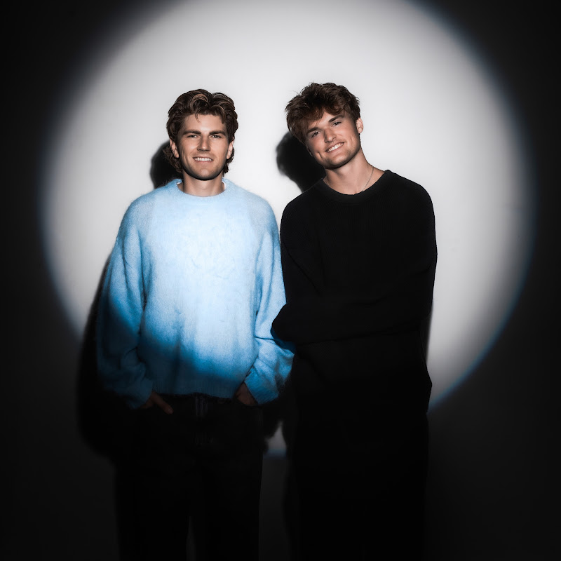 TWINSICK
