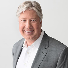 Pastor Robert Morris