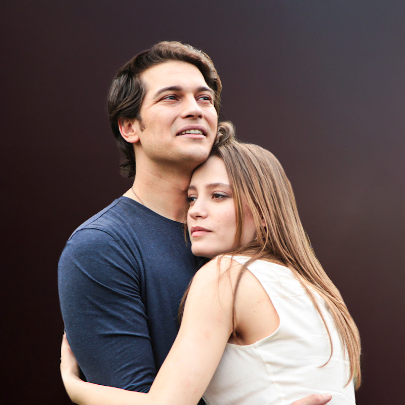 La Historia de Amor De Yaman y Mira