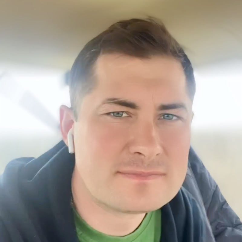 Обычный Фермер Logo