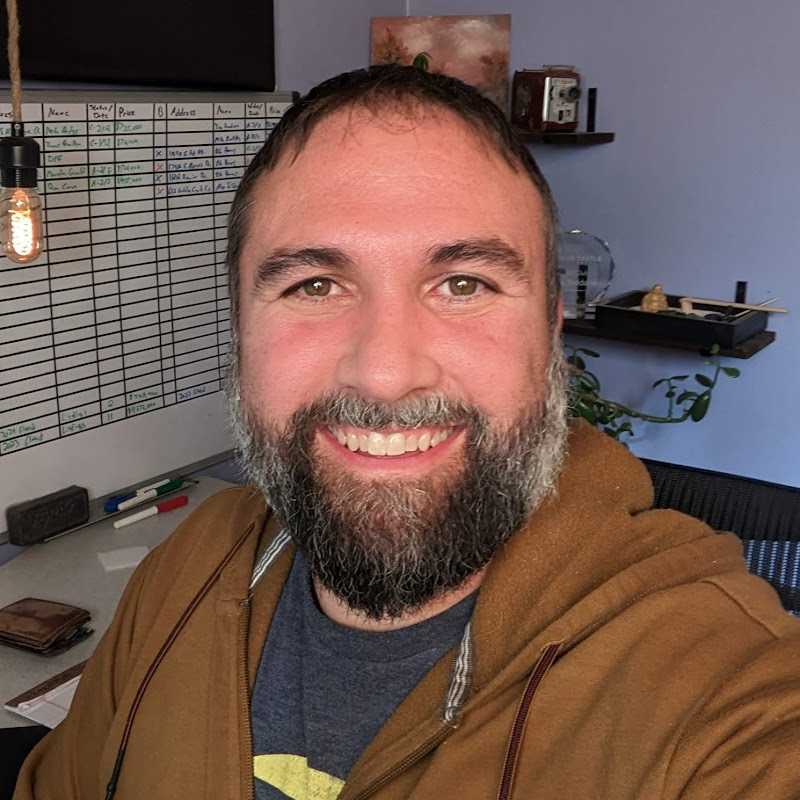 The Living in Denver Podcast w/Alex Saldana