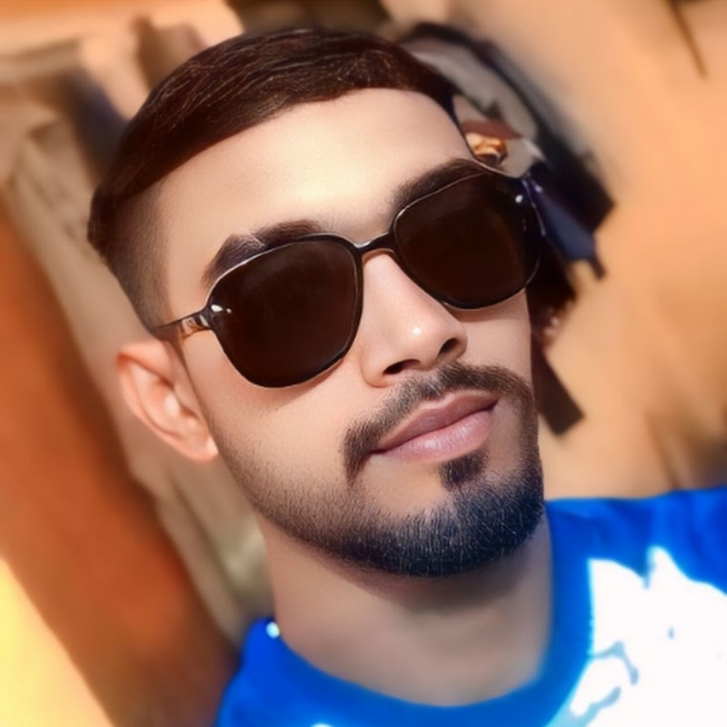 Hire bete 63  — Philosophy & Critical Thinking YouTube creator for sponsorships