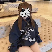 ねこは神