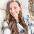 _XwJTUVvYk0-channel-avatar-Genevieve Lynn
