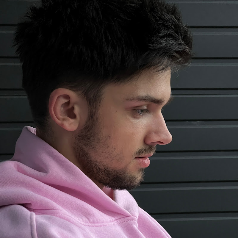 andrew creates viral videos