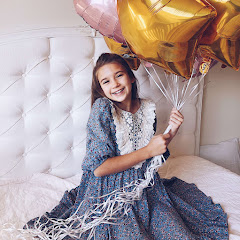 Karolina Protsenko - Topic