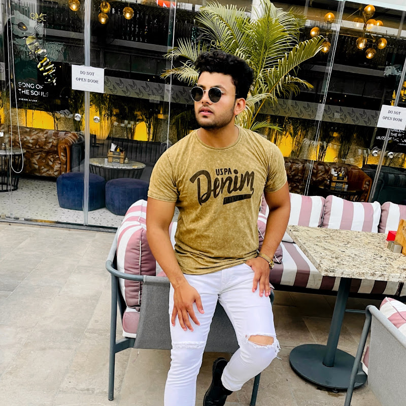 Fit_by_Shahbaz