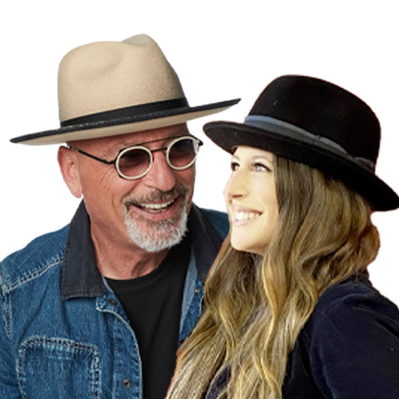 Howie Mandel Does Stuff Logo