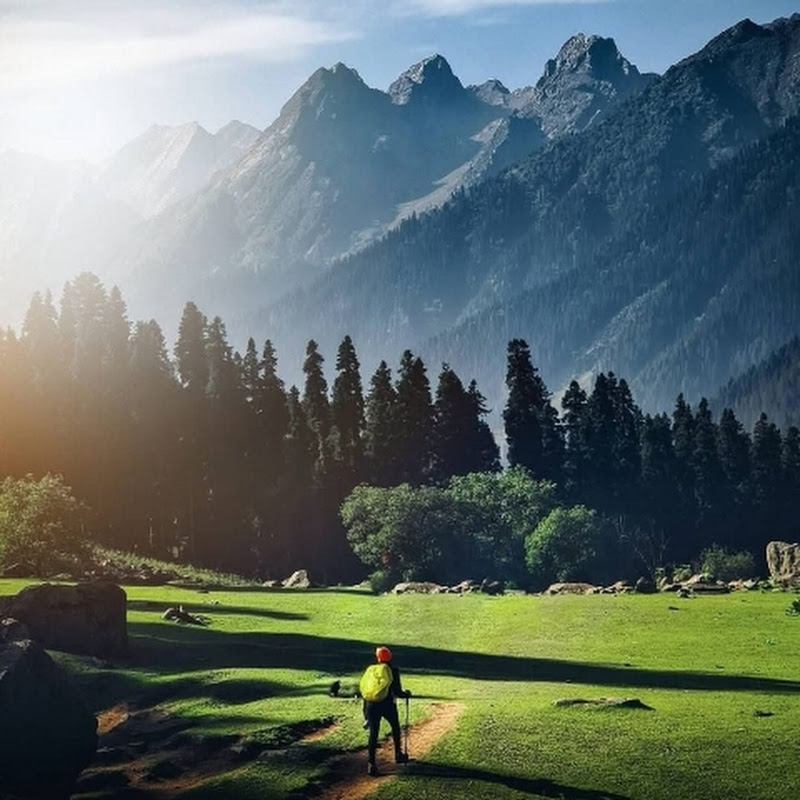 THE KASHMIRI RIDERS74