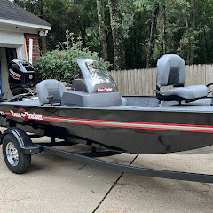 South Alabama Tracker fishing