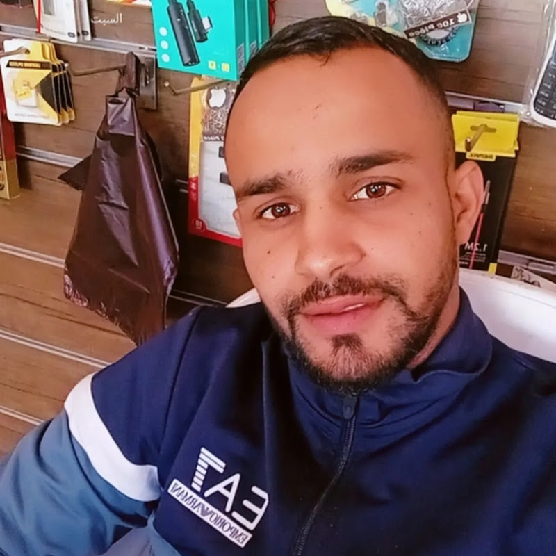 علاء انسومي