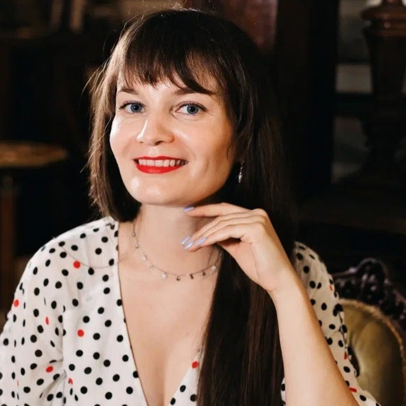 Дарья Сурина, антиквар Logo